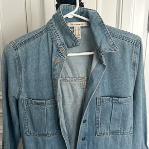 Life in progress denim romper.. size XS - Picture 4 of 5